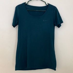 Nike Dri-Fit Short Sleeve Scoop Neck Shirt Size S